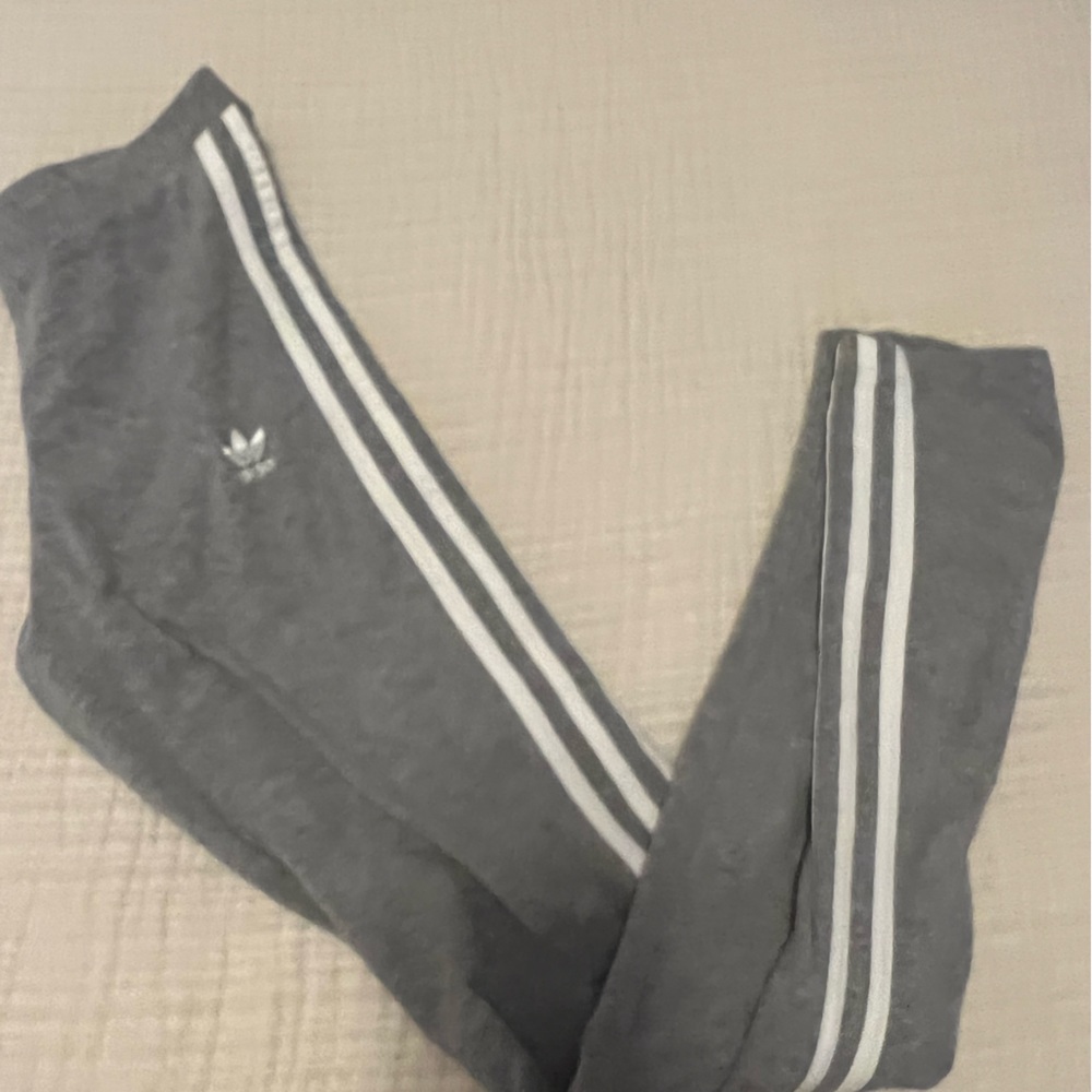 Adidas leggings